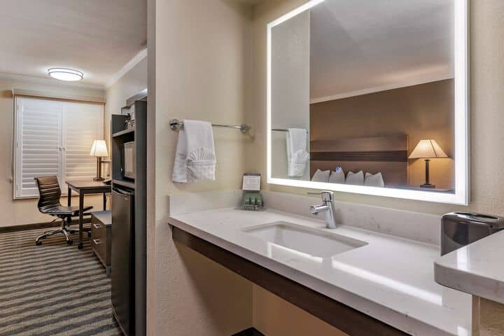 Room 29 of 41